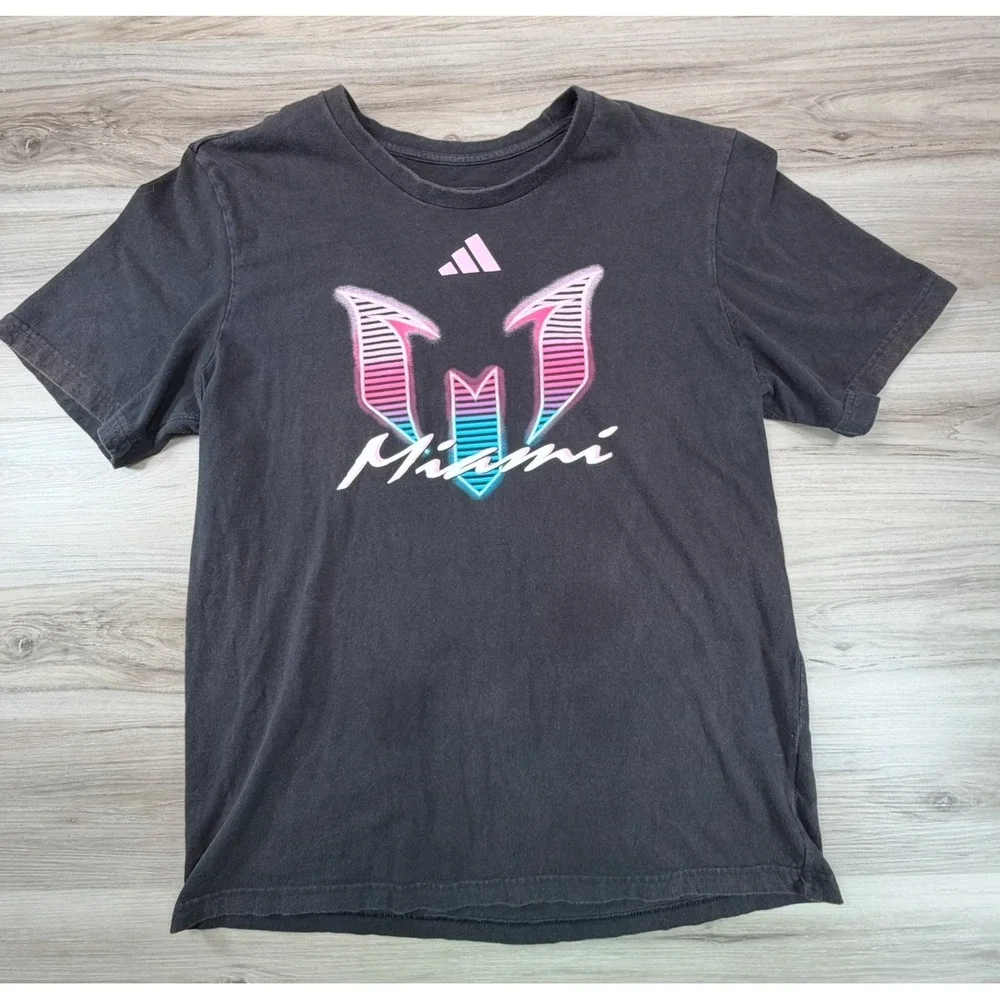 Adidas‎ Miami Graphic T Shirt Men's Large Black Short Sleeve Crew Neck